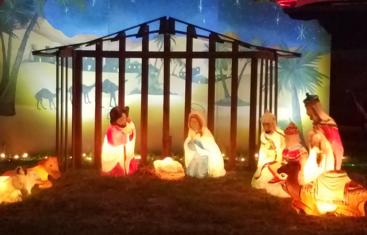 En Los Ángeles, los inmigrantes mexicanos celebran la navidad en la calle