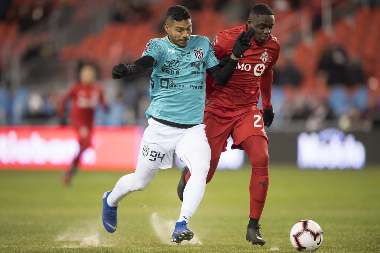 Sin embargo, Independiente La Chorrera sacó a relucir su amor propio y no permitió la reacción de Toronto, de mayor tradición y peso en su nómina.