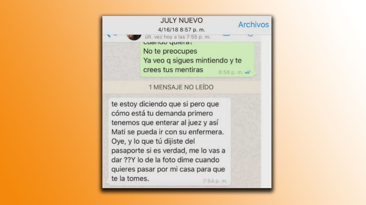 Dejando al descubierto que el tema de la firma de pasaporte, que le permitiría al niño viajar con su madre, también sale a la luz en esta charla.
