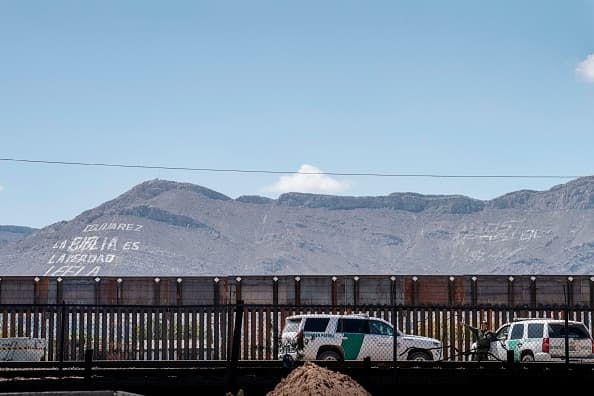 Familias dividadas por el muro volverán a abrazarse entre la frontera de El Paso y Ciudad Juárez