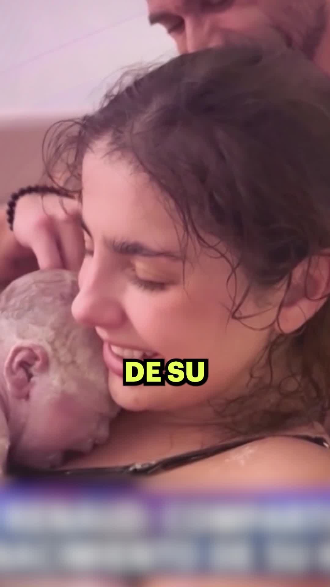 Michelle Renaud comparte imágenes del nacimiento de su tercer bebé