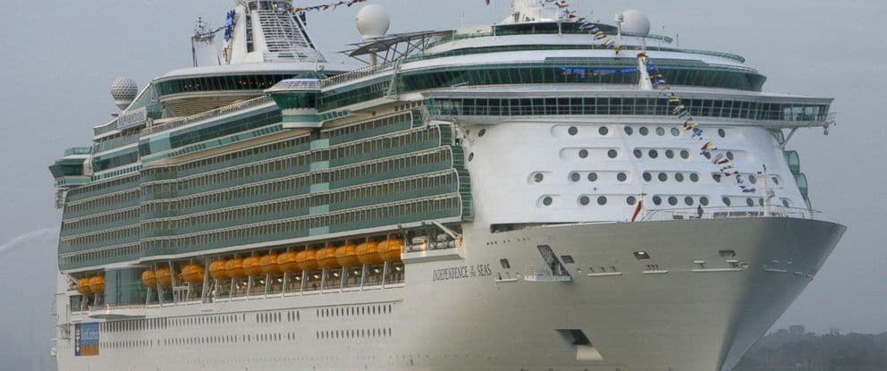 Más de 500 personas sufrieron problemas gastrointestinales en dos cruceros de Royal Caribbean