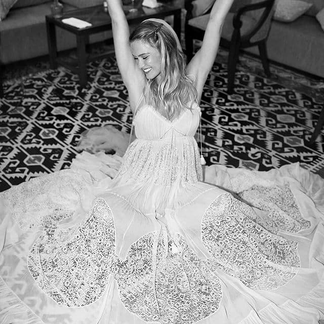 Así de sencilla lució la hermosa novia.