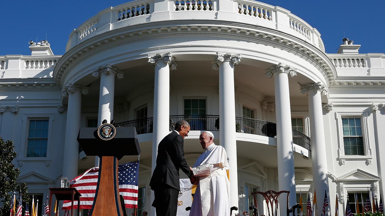 El Presidente Obama se mostró muy emocionado por la visita del lider de la Iglesia Católica.