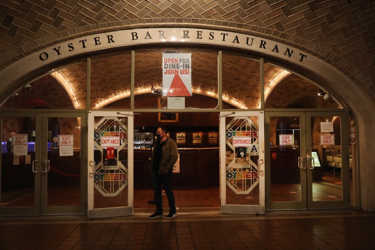 A partir del 30 de septiembre, los restaurantes de la ciudad de Nueva York pueden abrir sus puertas al 25 por ciento de su capacidad.