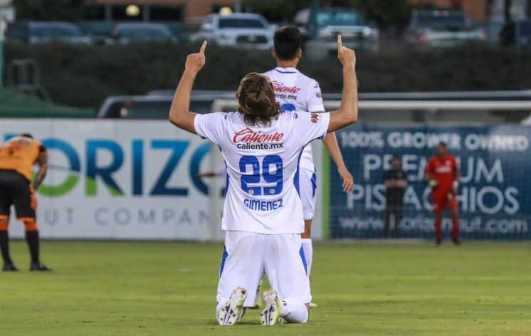 Cruz Azul juega partidos de preparación en Fresno, California, contra el Pachuca.