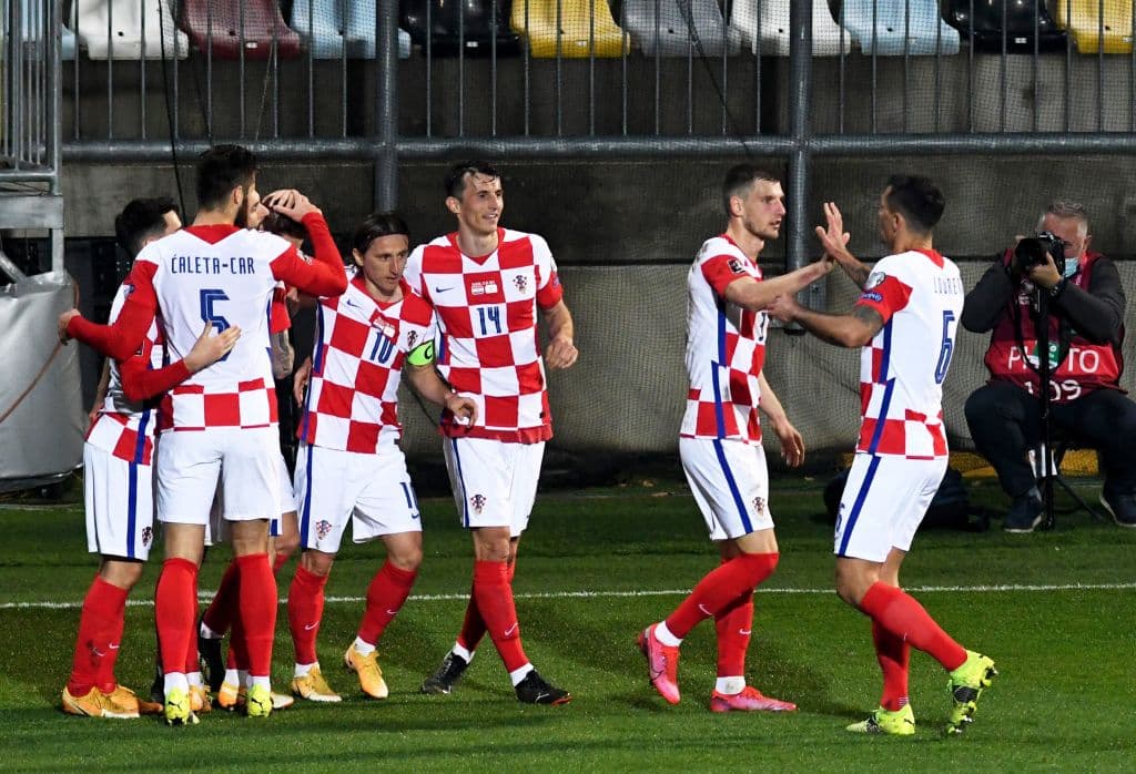 Croacia sumó sus primeros tres puntos al vencer por la mínima a Chipre, quienes acumulan una unidad en el Grupo H.