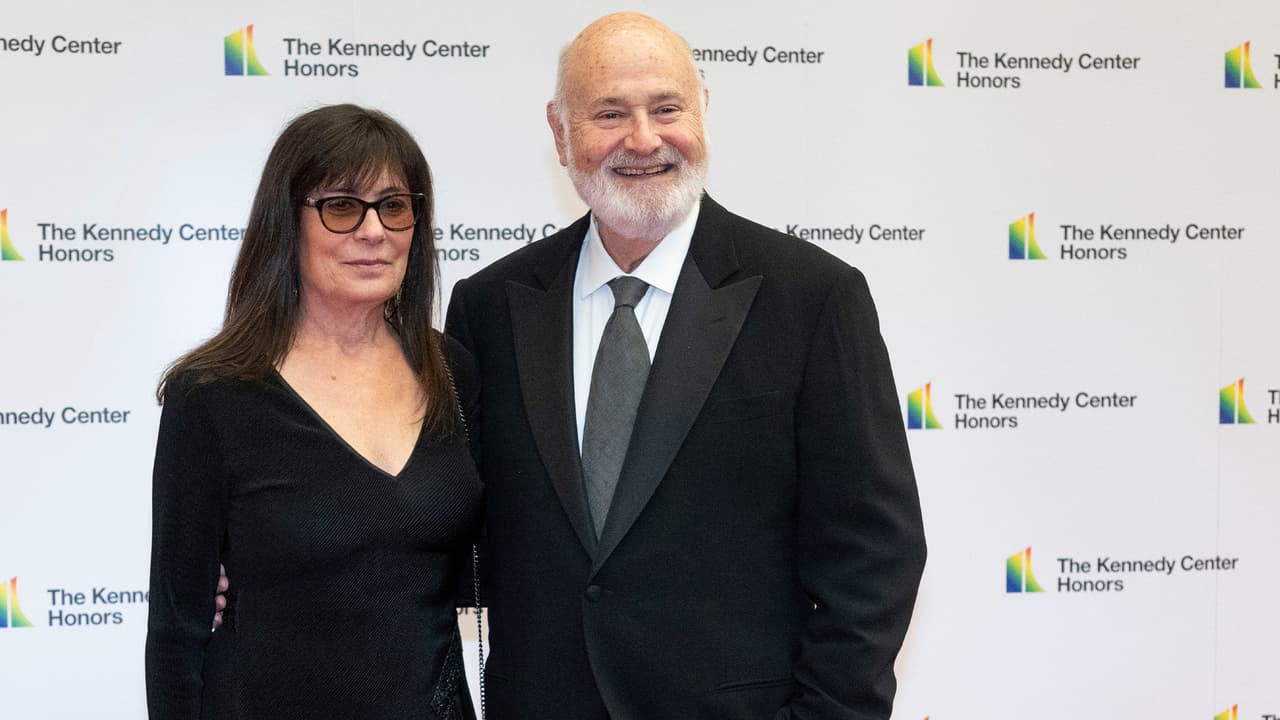 Esto se sabe de las muertes del director de cine Rob Reiner y de su esposa en su residencia de Los Ángeles