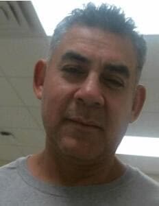 <h3 class="cms-H3-H3">Julián Bocanegra Lupian</h3>
<br>
<br>Este mexicano de 48 años se busca por reingresar ilegalmente 
<a href="https://www.ice.gov/most-wanted/bocanegra-lupian-julian" target="_blank">luego de ser deportado en 2019 y por violaciones de inmigración. </a>
<br>
<br>Bocanegra volvió a entrar ilegalmente a los Estados Unidos en una fecha desconocida. 
<br>
<br>En 1993, un tribunal penal del condado de Harris, TX, condenó a este fugitivo por homicidio y lo condenó a cadena perpetua. Además, en agosto de 2012 fue transferido a la custodia del ICE y fue trasladado a México por primera vez. 
<br>