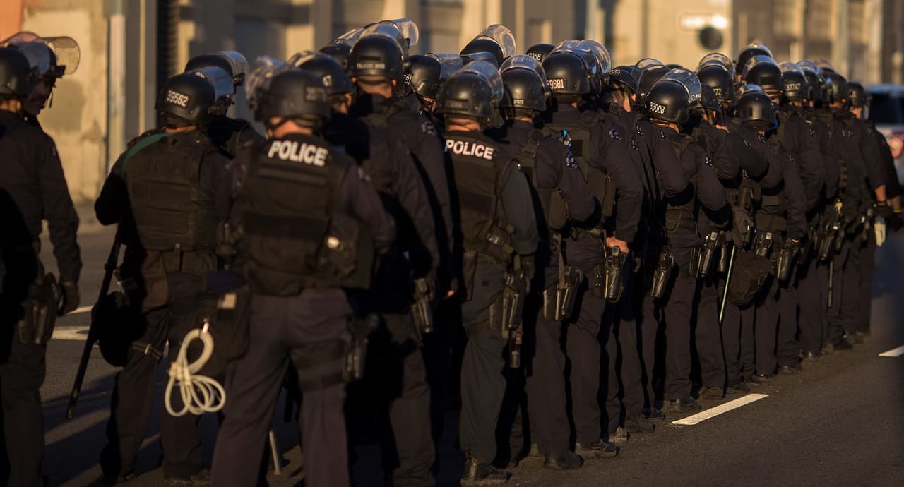 Políticos de California rechazan dinero de grupos policíales para su campañas  