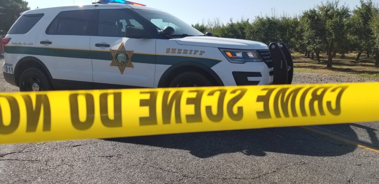 Investigan el hallazgo de un cuerpo sin vida en un campo al sur de Fresno