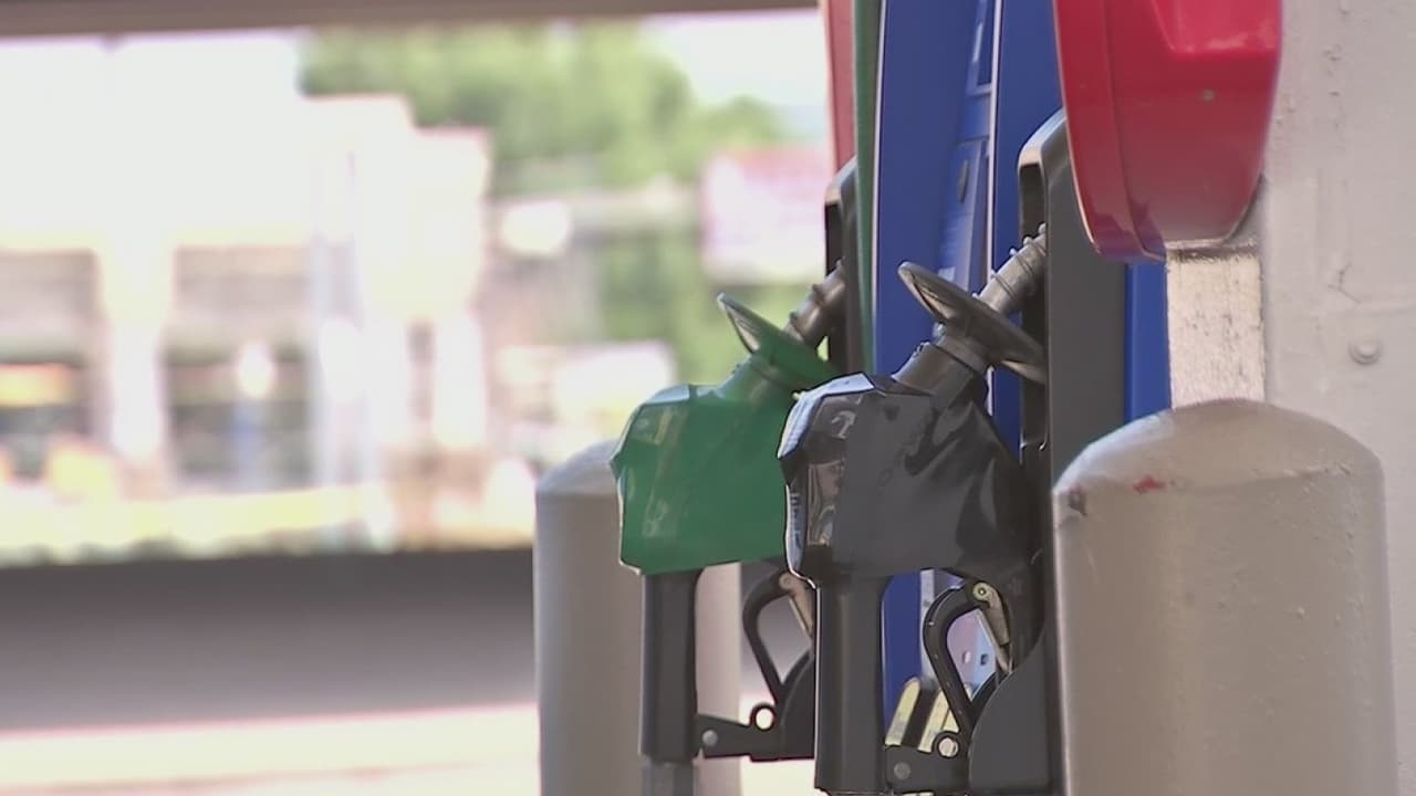 Baja ligeramente el precio de la gasolina en San Antonio