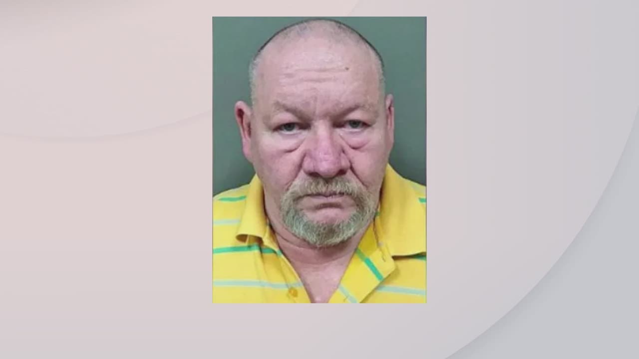 Pastor afronta más de 100 cargos por delitos sexuales con niños entre 4 y 16 años 