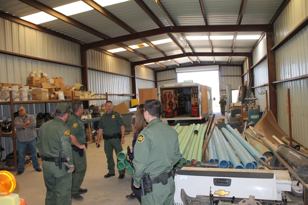 Agentes de la Patrulla Fronteriza utilizan el primer narcotúnel para entrenar.