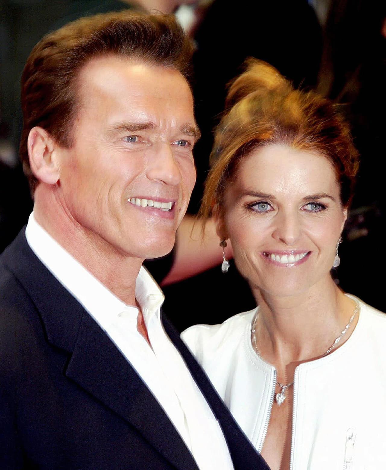 Aunque Maria Shiver no lo perdonó y decidió separarse inmediatamente del Arnold, el divorcio se hizo efectivo en 2017, así lo informó el portal de la revista 'People en Español'.