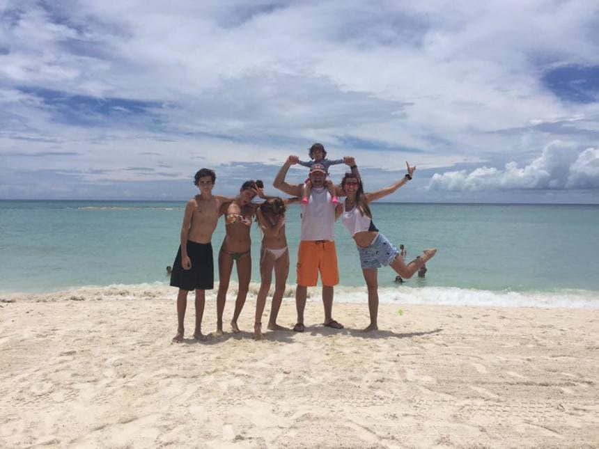 Aunque Alan siempre dejó abierta la posibilidad de un nuevo bebé, parecía ya estar completo con su 'big family'.