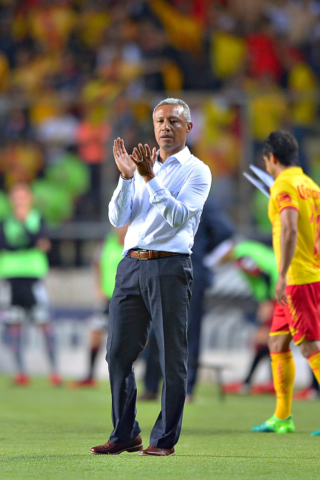 Roberto Hernández, DT de los Monarcas no se conforma con la salvación y continúa luchando por llegar lo más lejos posible.