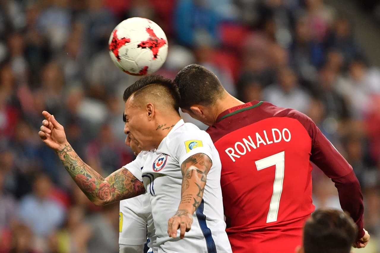 La intensidad del partido entre Portugal y Chile fue el sello del empate sin goles entre el campeón de Europa y el de Sudamérica, que al final se decidió a favor de .