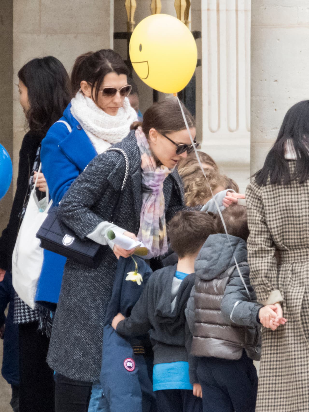 Tiernos momentos entre madre e hijo.