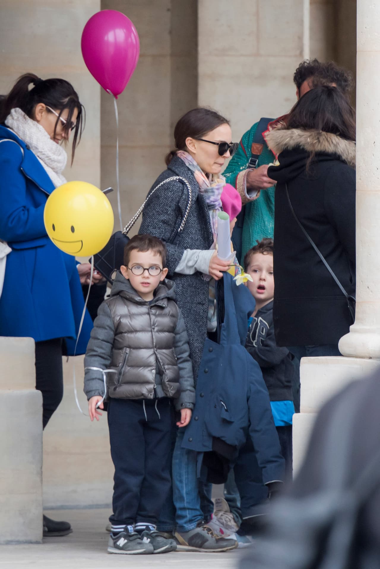 ¿No habrá conseguido muchos dulces?