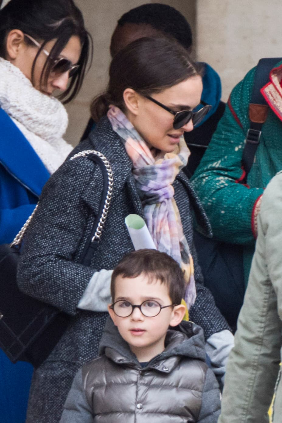 Y estuvo reunida con todos como cualquier otra madre de familia.