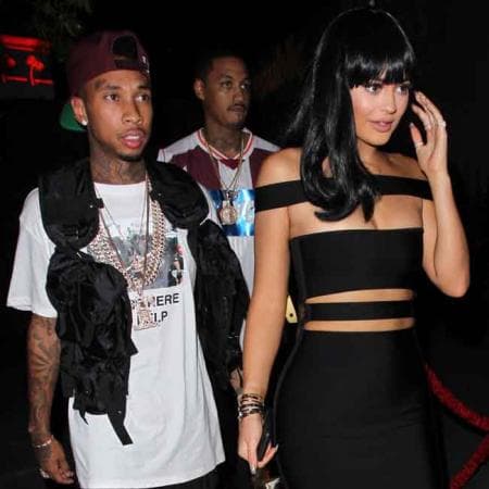 De acuerdo con ET Online, "los grupos estuvieron de buen humor y continuaron la fiesta hasta las primeras horas del domingo por la mañana. Ambos grupos fueron vistos saliendo de Sapphire juntos alrededor de las 5 de la mañana".