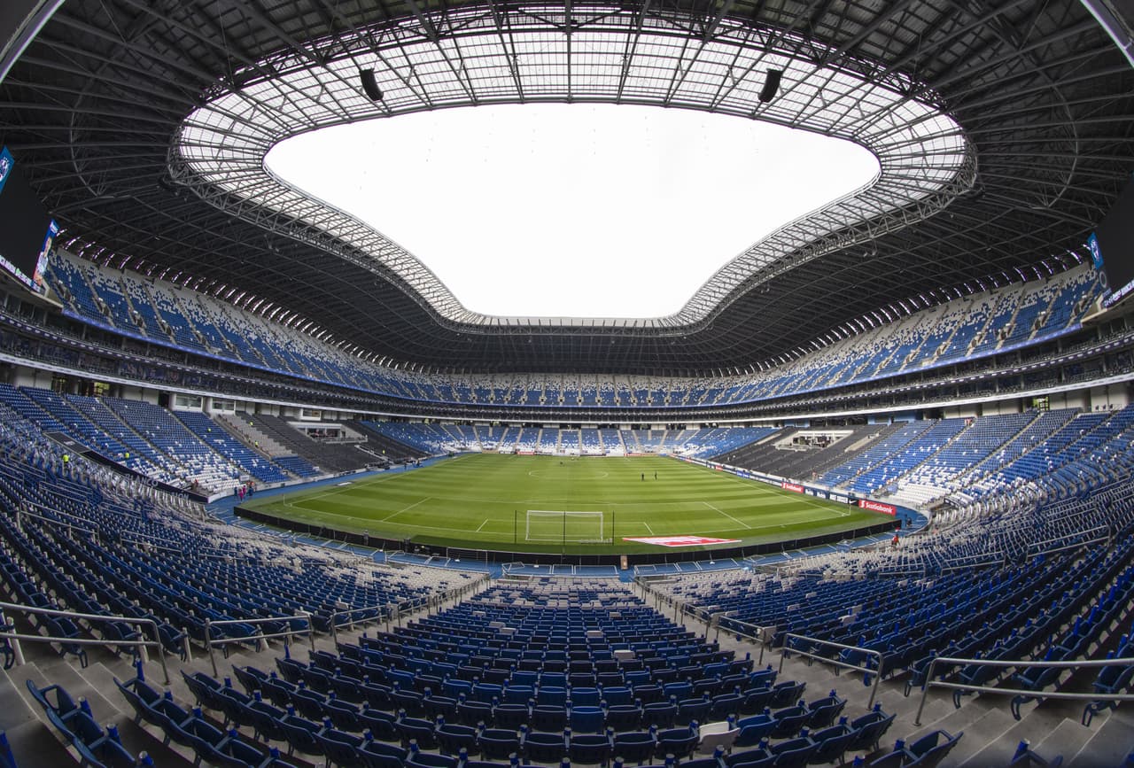 El colorido, el ambiente y la pasión previo al arranque del cotejo Semifinal de la Liga Campeones entre Rayados del Monterrey y el Sporting Kansas City.