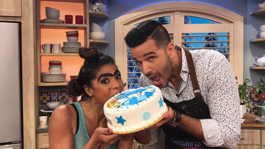 Ahora sí, ¡a celebrar y a comer pastel con su regalote!