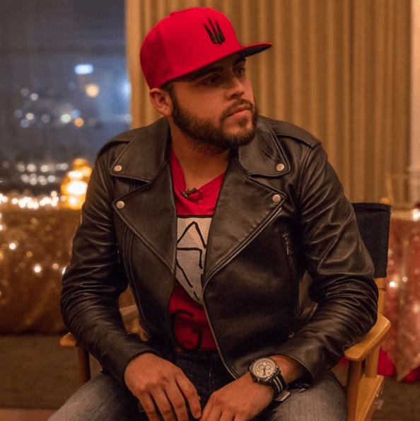 ‘Empieza a olvidarme’ fue el tema que Gerardo habría escrito para Jenni y que la cantante no pudo grabar: “Yo empecé a componer para Jenni cuando la conocí en su reality y no la terminé, tenía como el 50 por ciento de la canción, pero ya tenía la tonadita”.