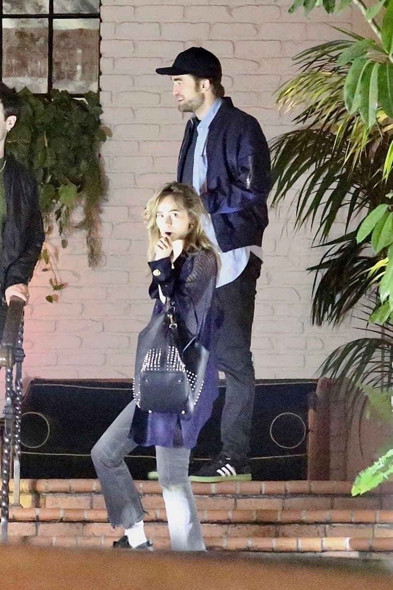 Por su parte, Robert Pattinson tiene un noviazgo con la actriz y modelo Suki Waterhouse.
<br>