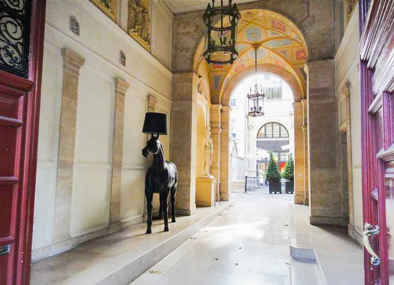 El hotel Le Pourtales cuenta únicamente con nueve lujosas suites.