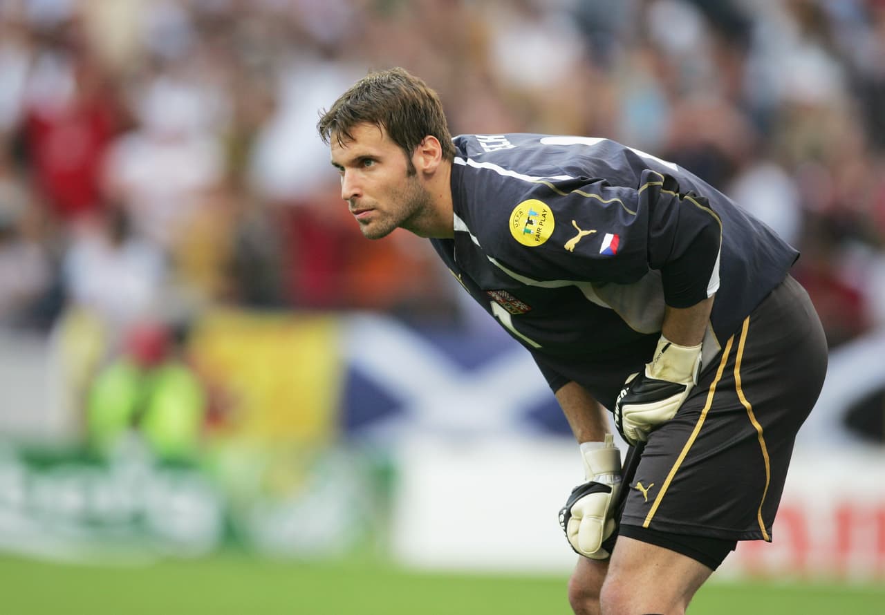 En el 2004, antes de su paso a Inglaterra, Cech era el portero indiscutido de República Checa en la Eurocopa.
