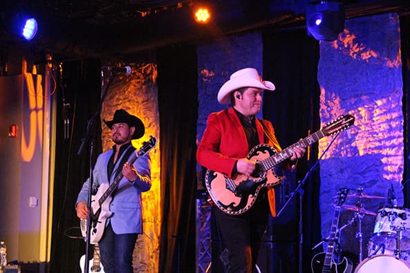 Este 20 de agosto disfrutamos de su música en Uforia Lounge #PuroHerederos