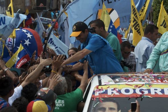 Antes de partir para recorrer de punta a punta el país, el candidato opositor, abogado de 40 años, tuvo un encuentro con medios internacionales en el que reiteró su convencimiento de que tiene la victoria en su mano y que la distancia puede estar en el millón de votos a su favor.