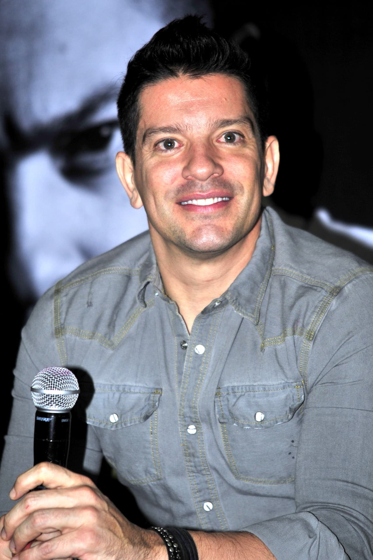 “Yo iba a tocar en bares y dejaba a mi hijo encargado en la barra, porque ya no estaba con su mamá y yo tenía que trabajar. Ahí me hacían el paro.”