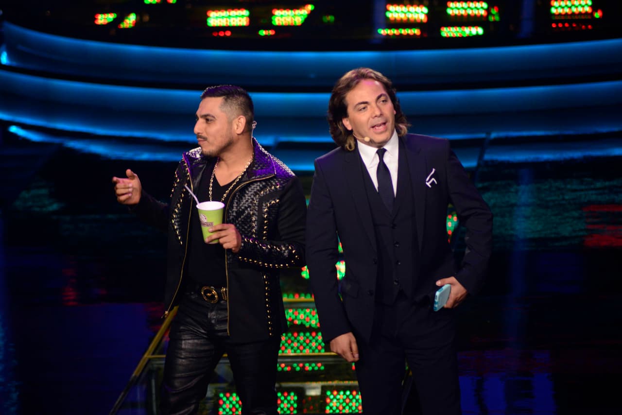 Cristian Castro y Espinoza Paz no pararon de ¿pelear?, los jueces fueron más duros, los capitanes se notaron un poco estresados, Gali lució súper sexy y una familia abandonó su sueño. Esto y más pasó en la segunda gala de Me Pongo De Pie.