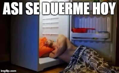 Ante la ola de calor que afecta a la Isla, los usuarios de redes sociales se han puesto creativos creando memes que según ellos, simulan la situación que viven.