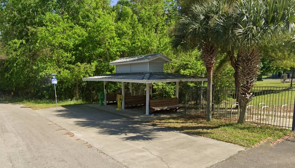 Parada de autobús de la SW 20th Ave