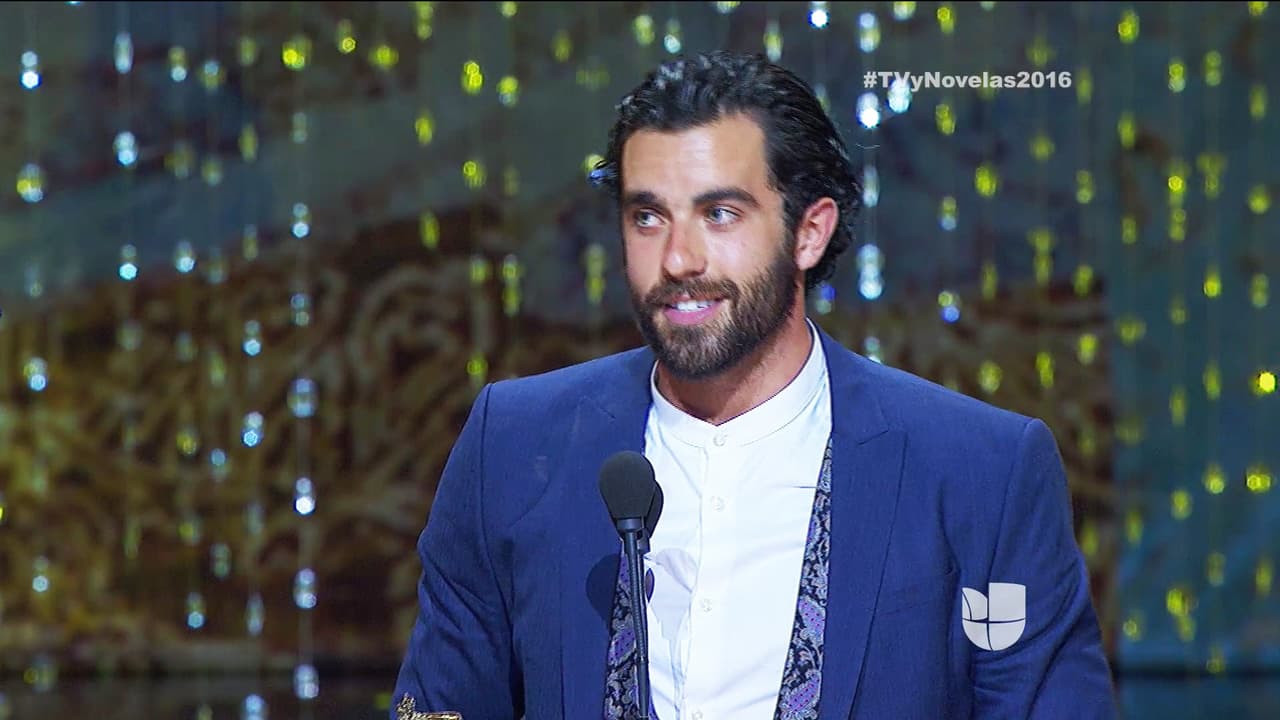 Sí que ha hecho gozar a todo el público con su actuación.