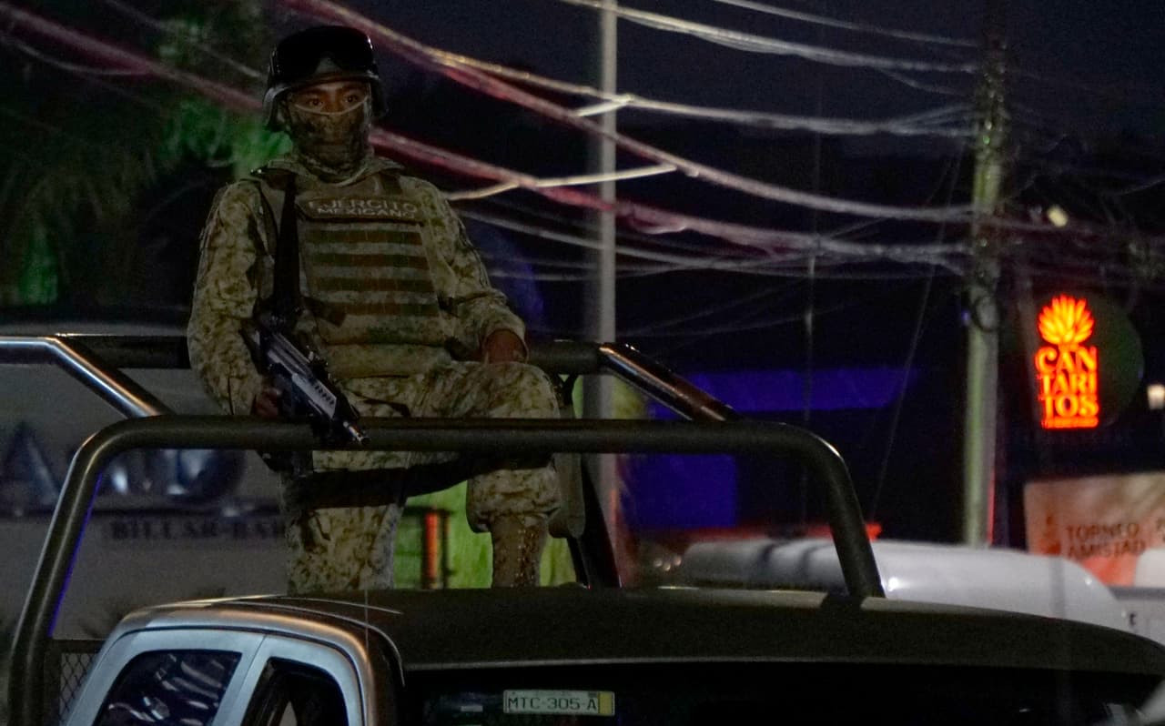 Se realizaron varios arrestos por diferentes motivos, desde robos, agresiones sexuales y secuestro, hasta homicidios y todo lo relacionado con tráfico de drogas.