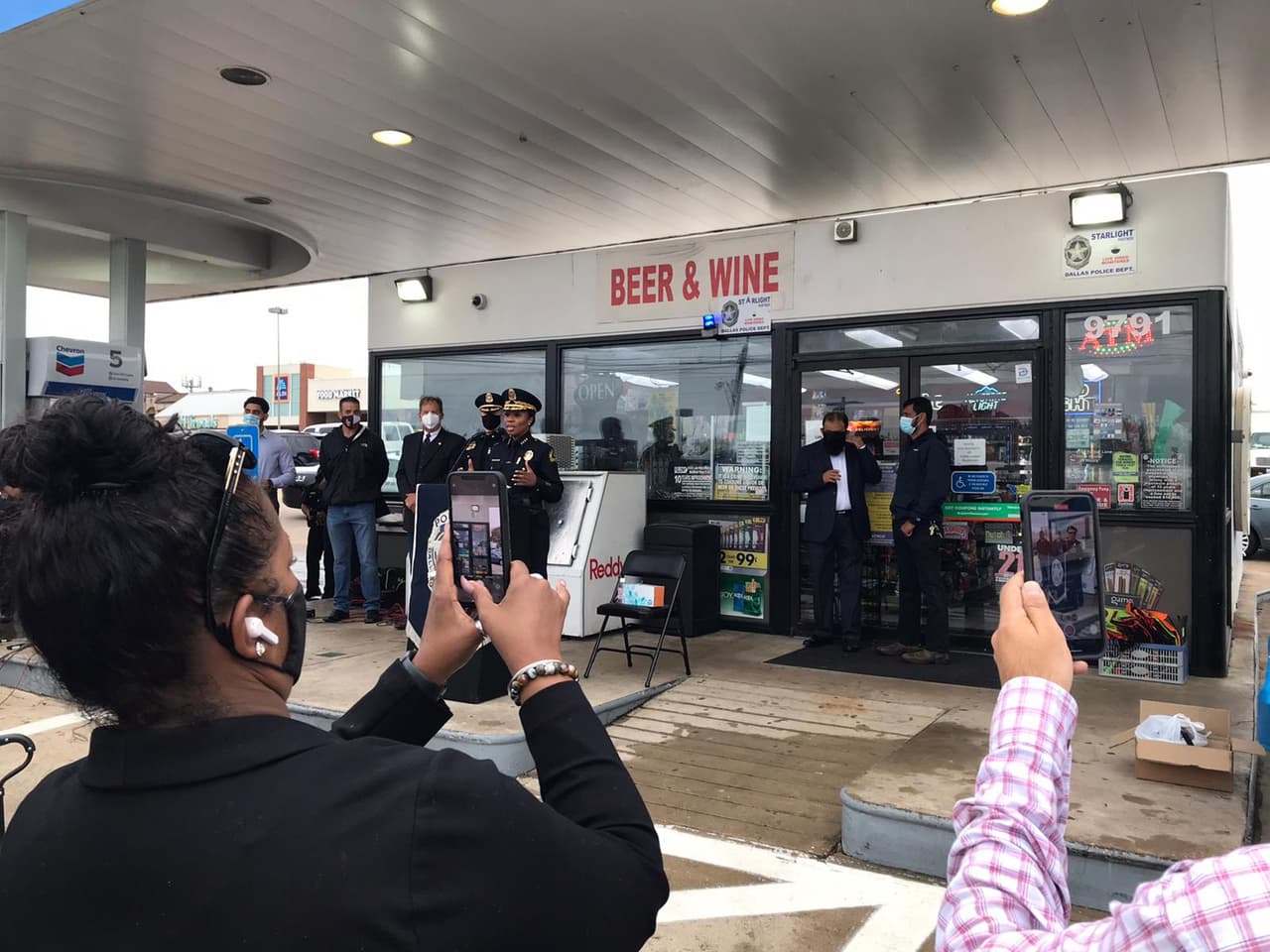 Algunas de las nuevas cámaras serán instaladas en cuatro nuevos negocios de la ciudad.
<br>