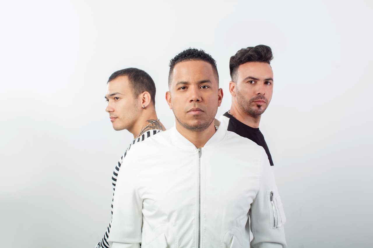 Pero si de viajar al pasado se trata no pueden quedar fuera los Ilegales. Esta banda que se popularizara en los 90 por temas como 'La Morena'. ¿Te acuerdas?