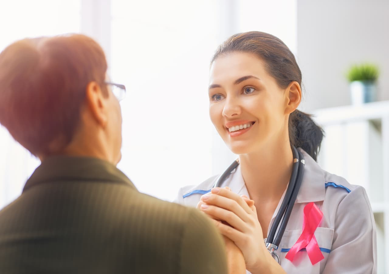 Si tienes dudas, notas alguna protuberancia o sientes algún malestar, consulta a tu médico.