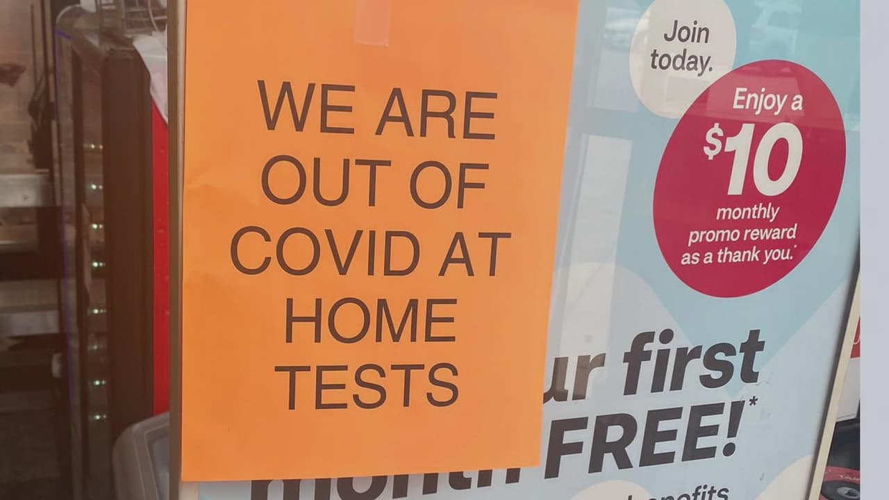 Residentes de San Antonio enfrentan escasez de pruebas caseras de covid-19