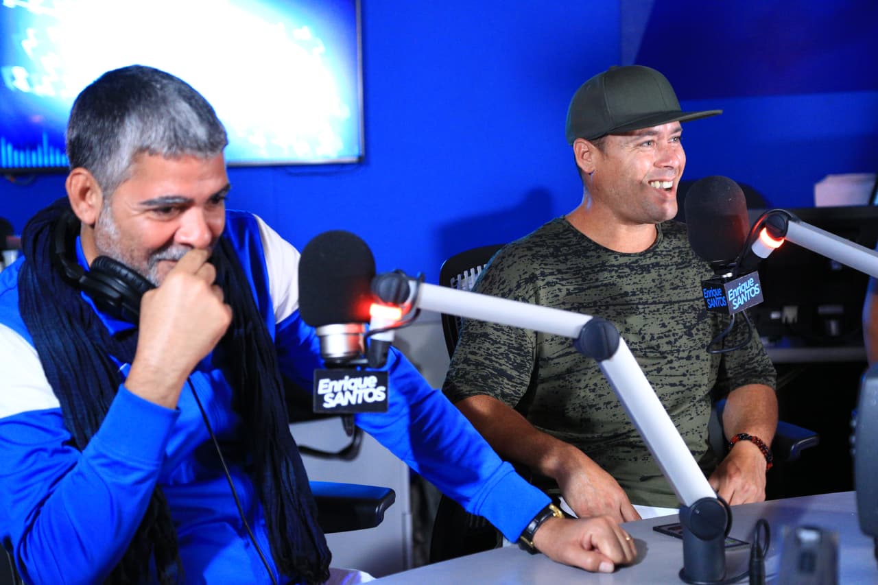 Después de 7 años ausentes de los escenerios, Los Orishas regresan a presentarse en Miami, pero primero no podía faltar una visita al Enrique Santos Show.