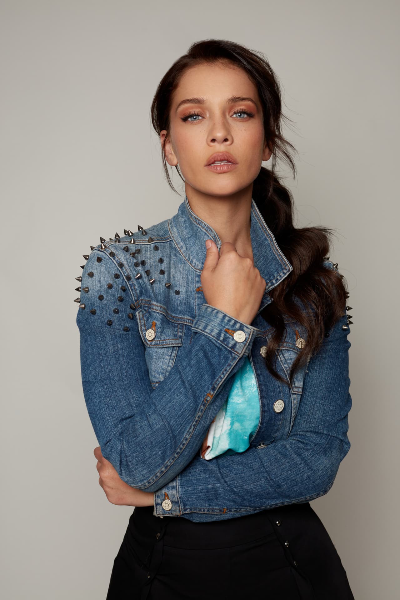 En segundo lugar, tenemos a 
<b>Carolina Miranda</b>, actriz mexicana de 31 años del thriller '¿Quién Mató a Sara?'