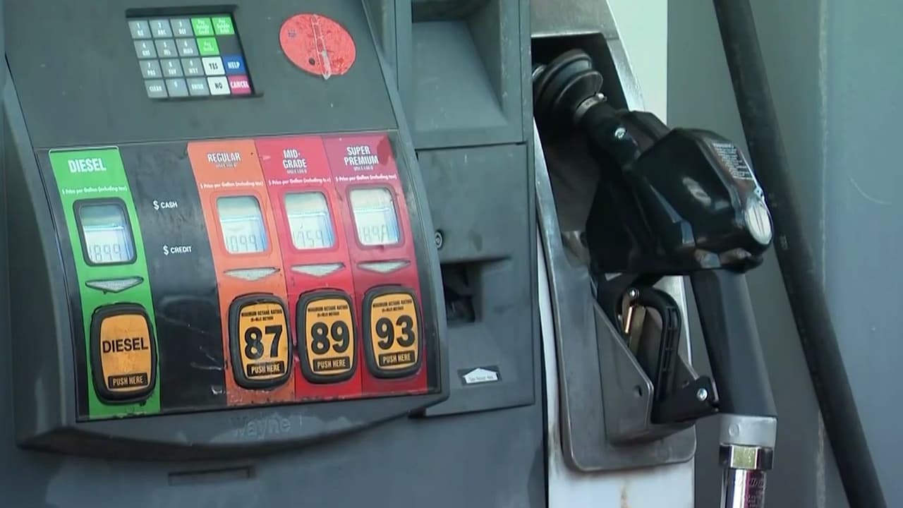 Así el precio de combustible hoy 18 de septiembre, gasolina a $4,47 en promedio y diésel a $6,47