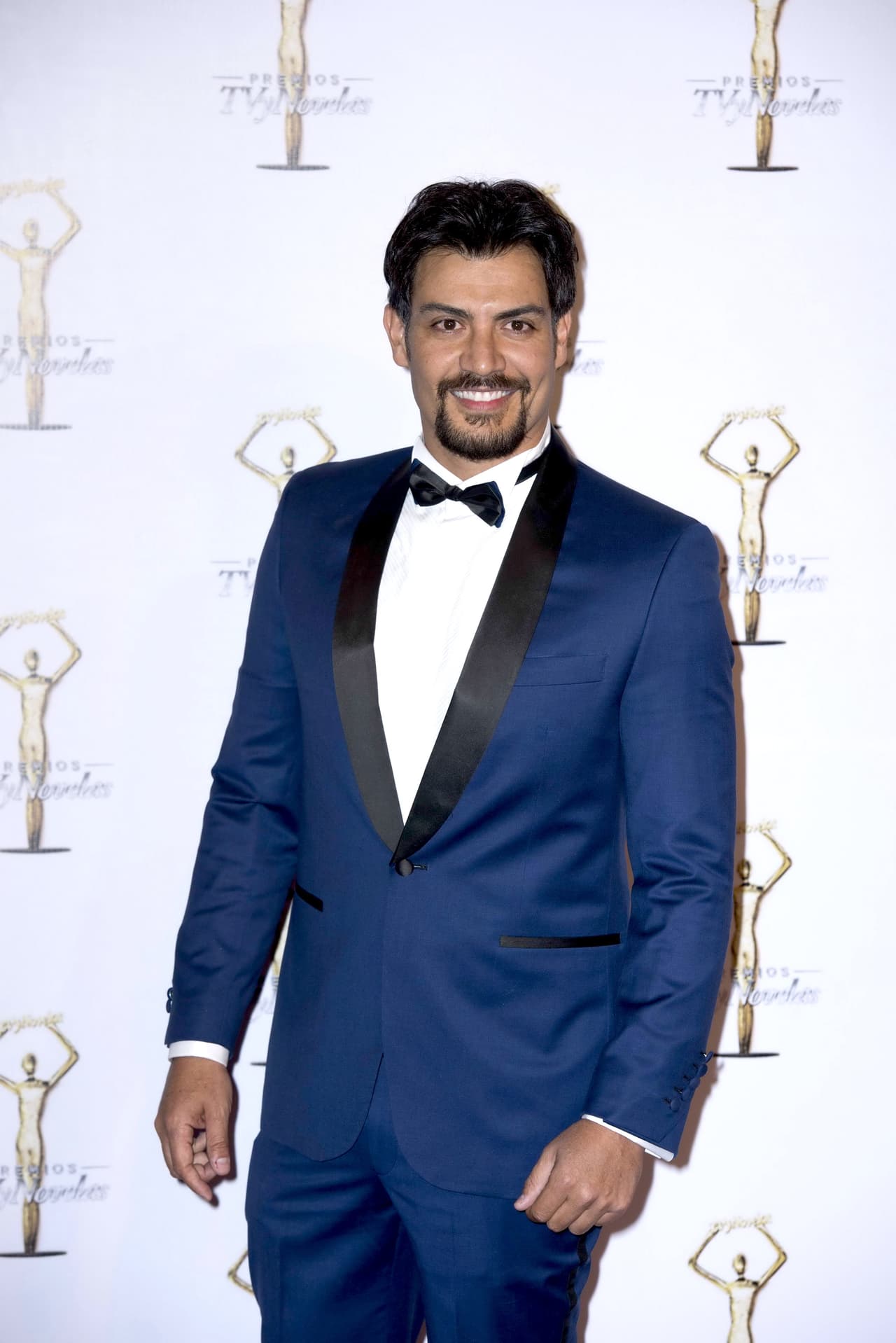 Después de tener más de 20 años como trayectoria artística, su esposa está consciente de las escenas que pueden pedirle al actor.