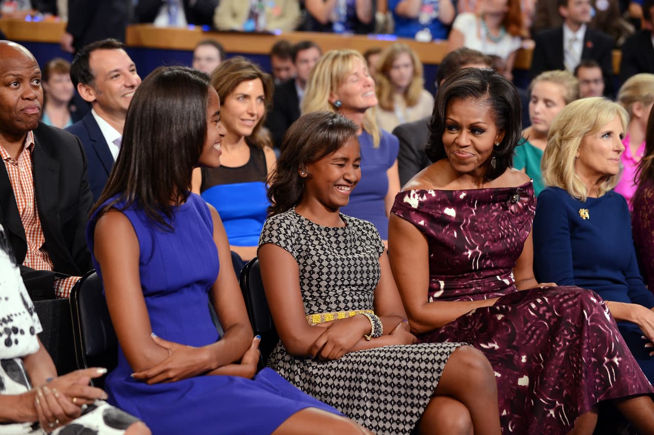 Malia, Sasha y Michelle Obama durante el discurso de aceptación de Barack Obama en la Convención Demócrata de 2012