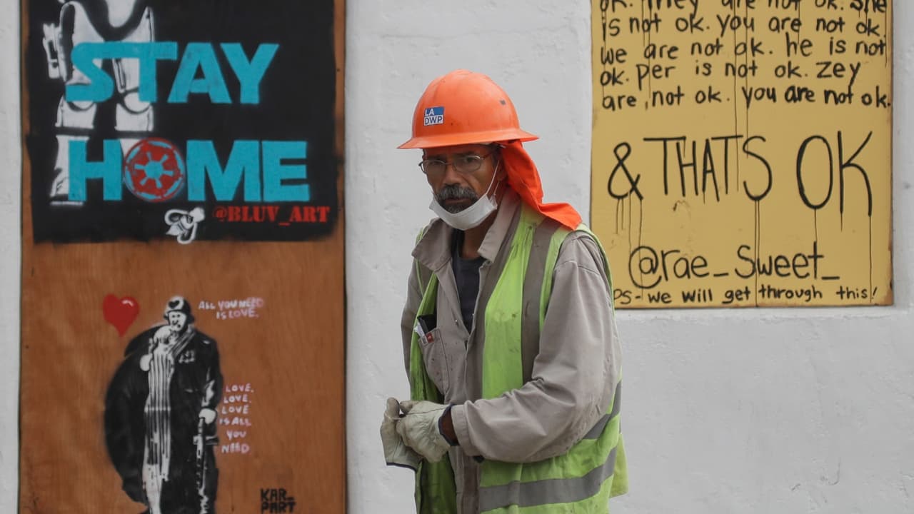 Armarse de paciencia, la clave para recibir la ayuda por coronavirus para indocumentados en California